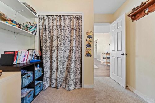 1927 Patrician Way, Fort Walton Beach FL  32547-1036 exterior