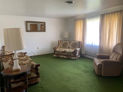 311 Agnew Rd, Jeannette PA  15644-2519 exterior