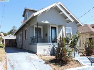4202 Aqua Vista St, Oakland, CA 94601-4320