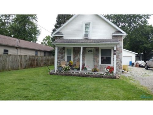 209 Fulton St, Lyons, OH 43533-9606