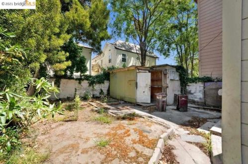 1514 9th St, Oakland CA  94607-1910 exterior