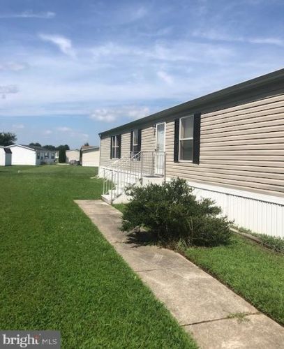 108 Dayflower Ct, Dover, DE 19904-1454