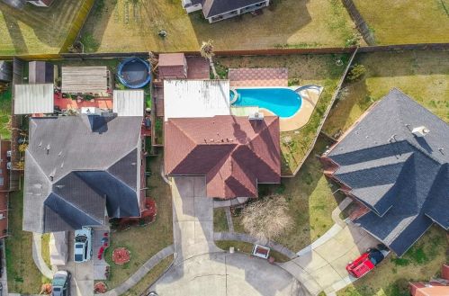 421 Spencer Landing Ln, Morgans Point TX  77571-9148 exterior