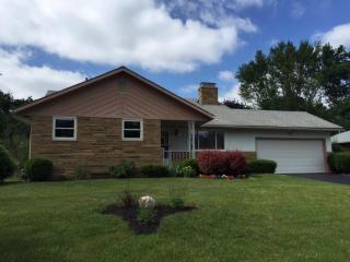 3460 Darbyshire Dr, Hilliard, OH 43026-2557