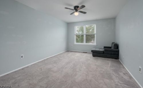 2026 Harbour Dr, Palmyra NJ  08065-1120 exterior