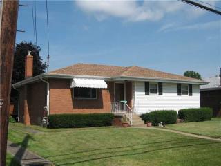 1820 Ellsworth Ave, Collier Township PA  15106-3908 exterior