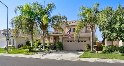 2681 Donner Trl, Riverbank, CA 95367-9578