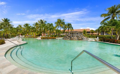 6670 Beach Resort Dr, Naples FL  34114-7535 exterior