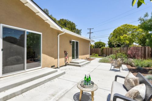 554 Worley Ave, Sunnyvale CA  94085-3737 exterior