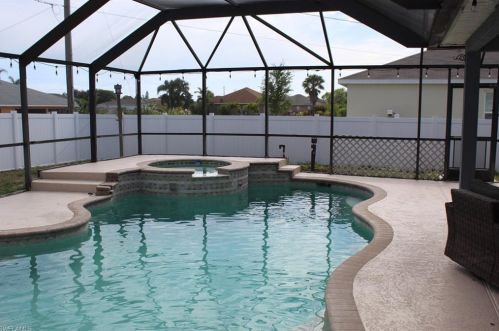 436 15th Ter, Cape Coral, FL 33909-1103