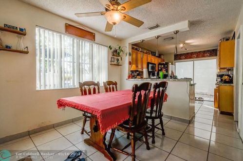 11910 12 St, Hollywood FL 33026-3874 exterior