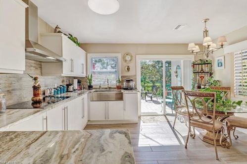 5254 Coronado Pkwy, Naples, FL 34116-6852