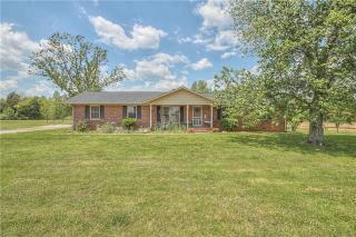 4736 Midland Rd, Christiana, TN 37037-5302