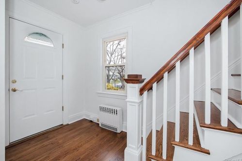 60 Hill St, New Rochelle, NY 10801-7509