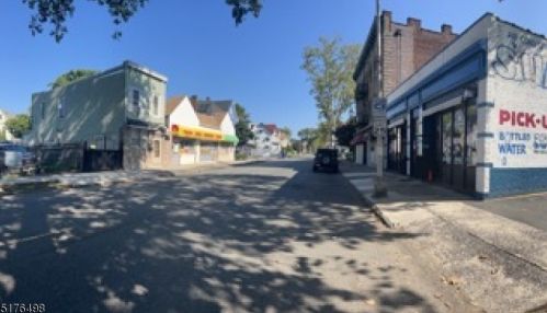 183 Park St, East Orange NJ  07017-1817 exterior