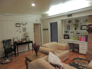 12330 Woodthorpe Ln, Houston TX  77024-4108 exterior