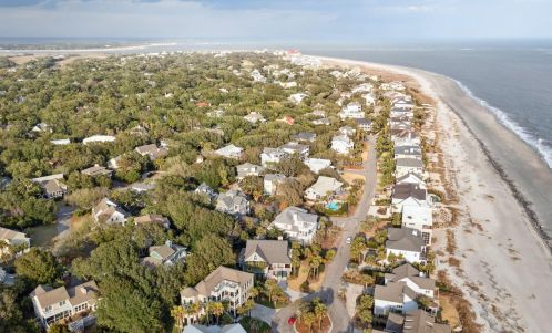 5 Beachwood, Isle Of Palms SC  29451-2815 exterior