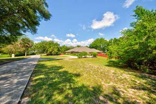3910 Wateroak Way, Titusville FL  32796-1475 exterior