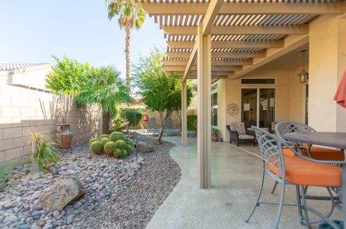 44114 Royal Troon Dr, Indio CA  92201-9000 exterior