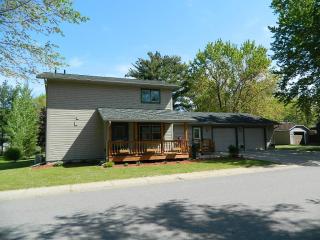 408 Clark Ave, Weston, WI 54474-1607