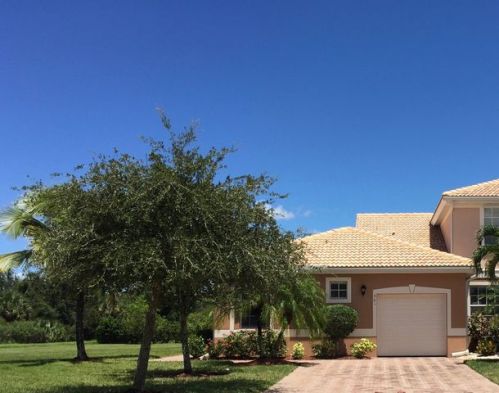 14070 Winchester Ct, Naples FL  34114-8640 exterior