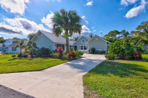 1381 Vizcaya Cir, Palm City FL  34990-1962 exterior