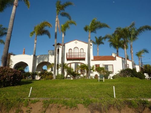 305 Hillcrest Dr, Encinitas CA  92024-1528 exterior