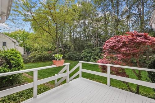 19 Chesley Rd, White Plains NY  10605-4511 exterior