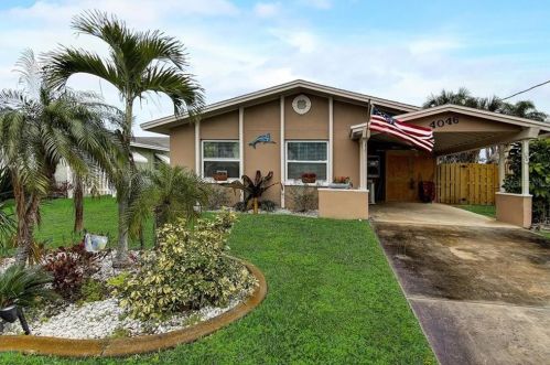 4046 Floramar Ter, New Port Richey FL 34652-3167 exterior