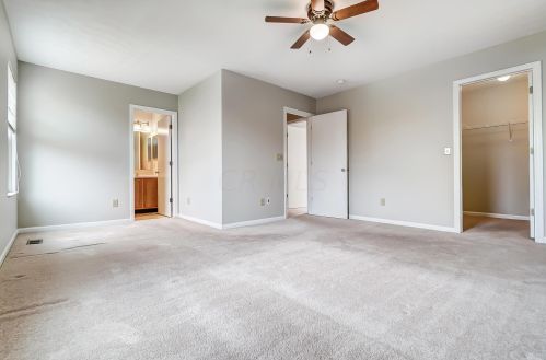 122 Wyckshire Dr, Pataskala OH  43062-7345 exterior