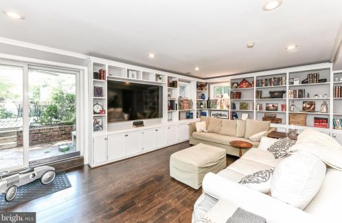 3404 Legation St, Washington, DC 20015-1714