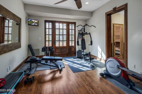 41 Biltmore Est, Phoenix AZ 85016-2819 exterior