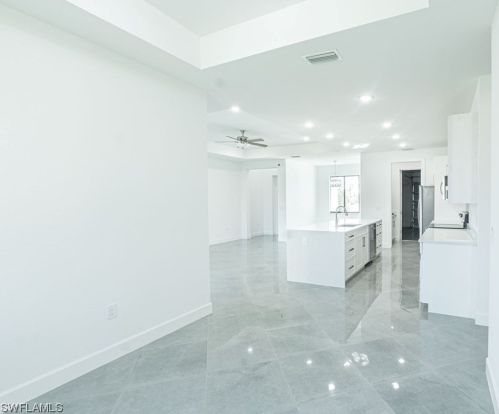 4125 19th Pl, Cape Coral FL  33904-8037 exterior