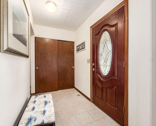 4041 Cypress Ave, Darbydale OH  43123-9186 exterior