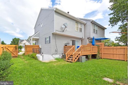 1003 Forbes Ct, Leesburg, VA 20176-4516