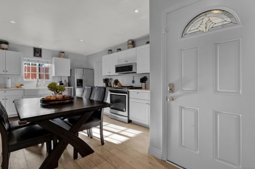 4471 Appleton St, San Diego CA 92117-1909 exterior