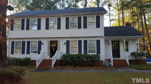 16 Brookwood Dr, Smithfield, NC 27577-4815