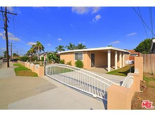 5571 Newman St, Cypress CA  90630-3118 exterior