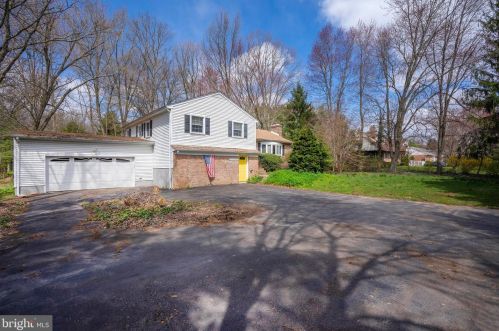 1305 Foulk Rd, Wilmington, DE 19803-2725