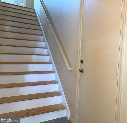 7902 Normandy Dr, Mount Laurel NJ  08054-5986 exterior