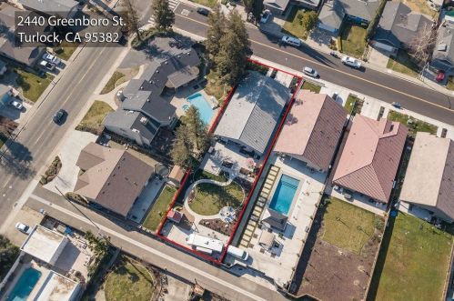 2440 Greenboro St, Turlock CA  95382-1433 exterior