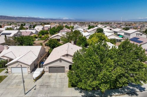 44141 Westridge Dr, Lancaster, CA 93536-6831