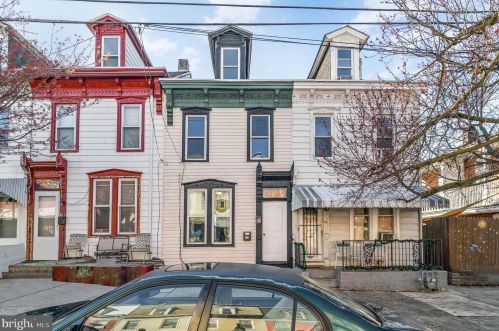 413 Muench St, Harrisburg PA  17102-1533 exterior