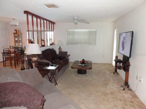13009 Sheridan Dr, Port Richey, FL 34667-2724