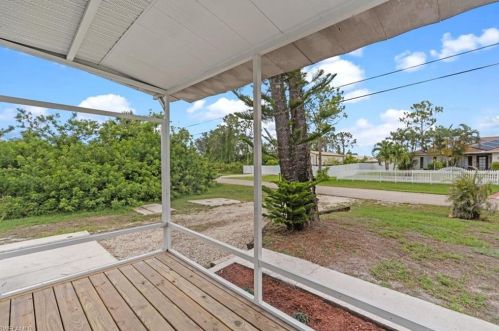 3511 41 St, Lehigh Acres FL 33976-4217 exterior