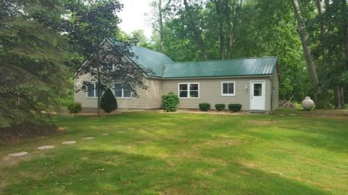 8385 Orland Rd, Wall Lake, IN 46776-9705