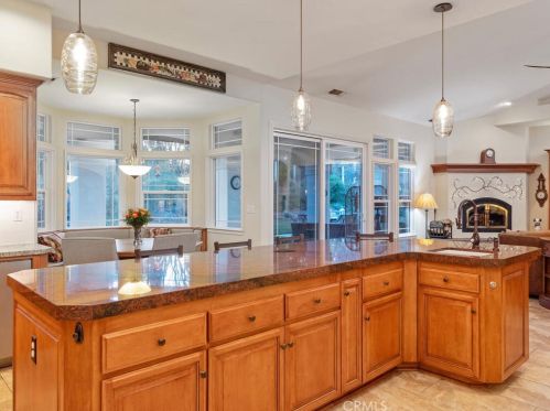 1440 Ridge Rd, Templeton CA  93465-9303 exterior