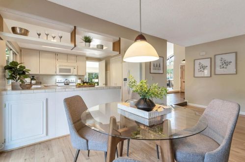 7148 Anjou Creek Cir, San Jose CA  95120-4108 exterior