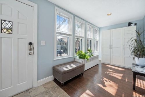 648 Wilcox Ave, Bronx, NY 10465-1727