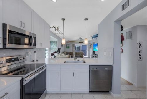 2129 San Marco Rd, Marco Island, FL 34145-6902